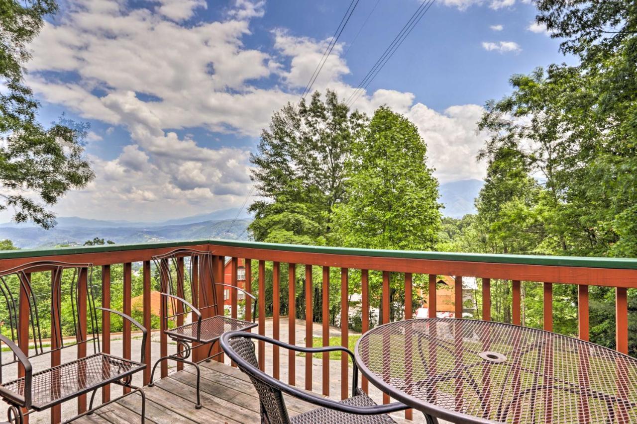 Gatlinburg Chalet Hot Tub, Sauna And Mountain View 外观 照片